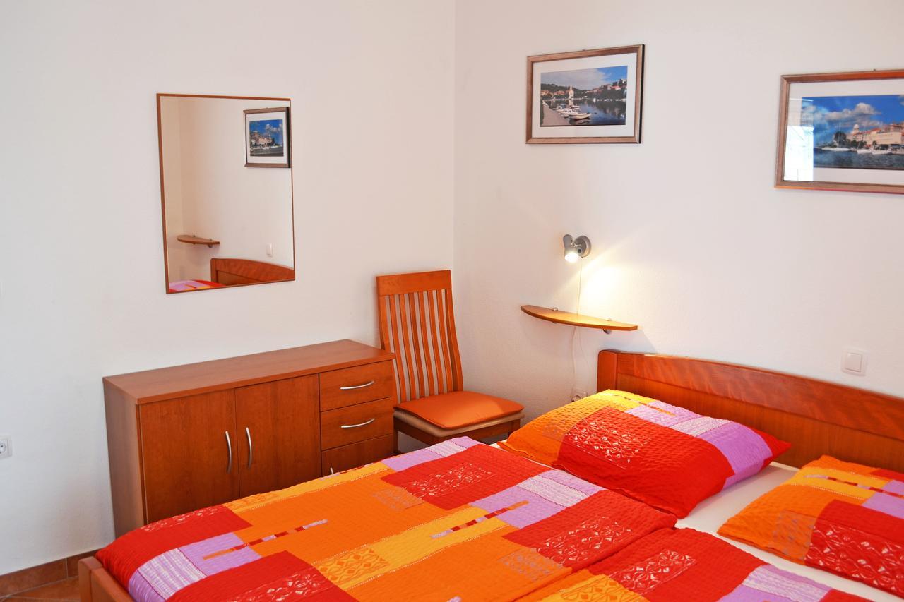 Apartments Milka Vodice Eksteriør billede