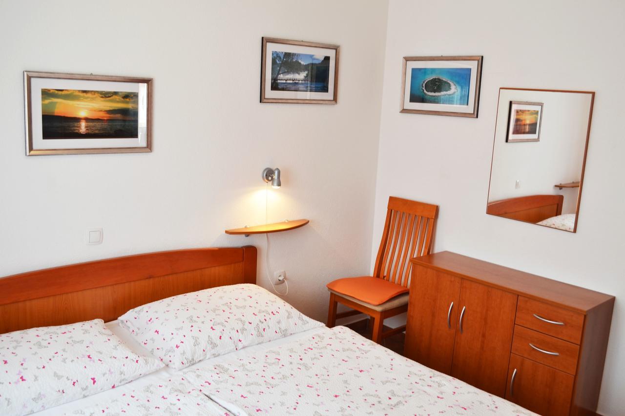 Apartments Milka Vodice Eksteriør billede